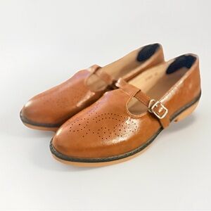 Elegant Tan Leather Women's Loafers